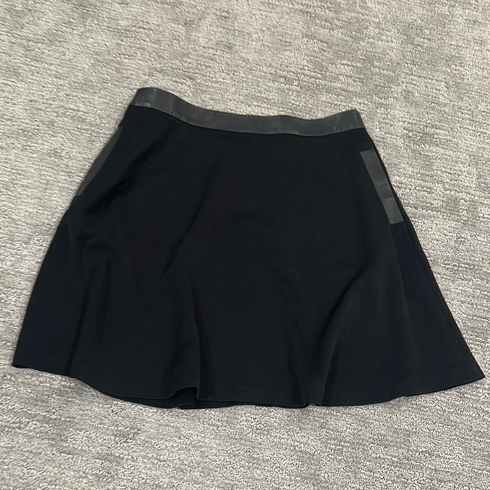 Alice + Olivia Black A-Line Mini Skirt Casual